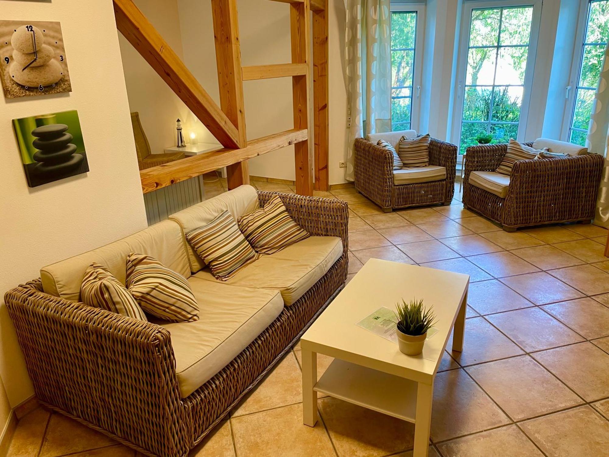 Ferienwohnung Haus Am See Ewighausen Exterior foto